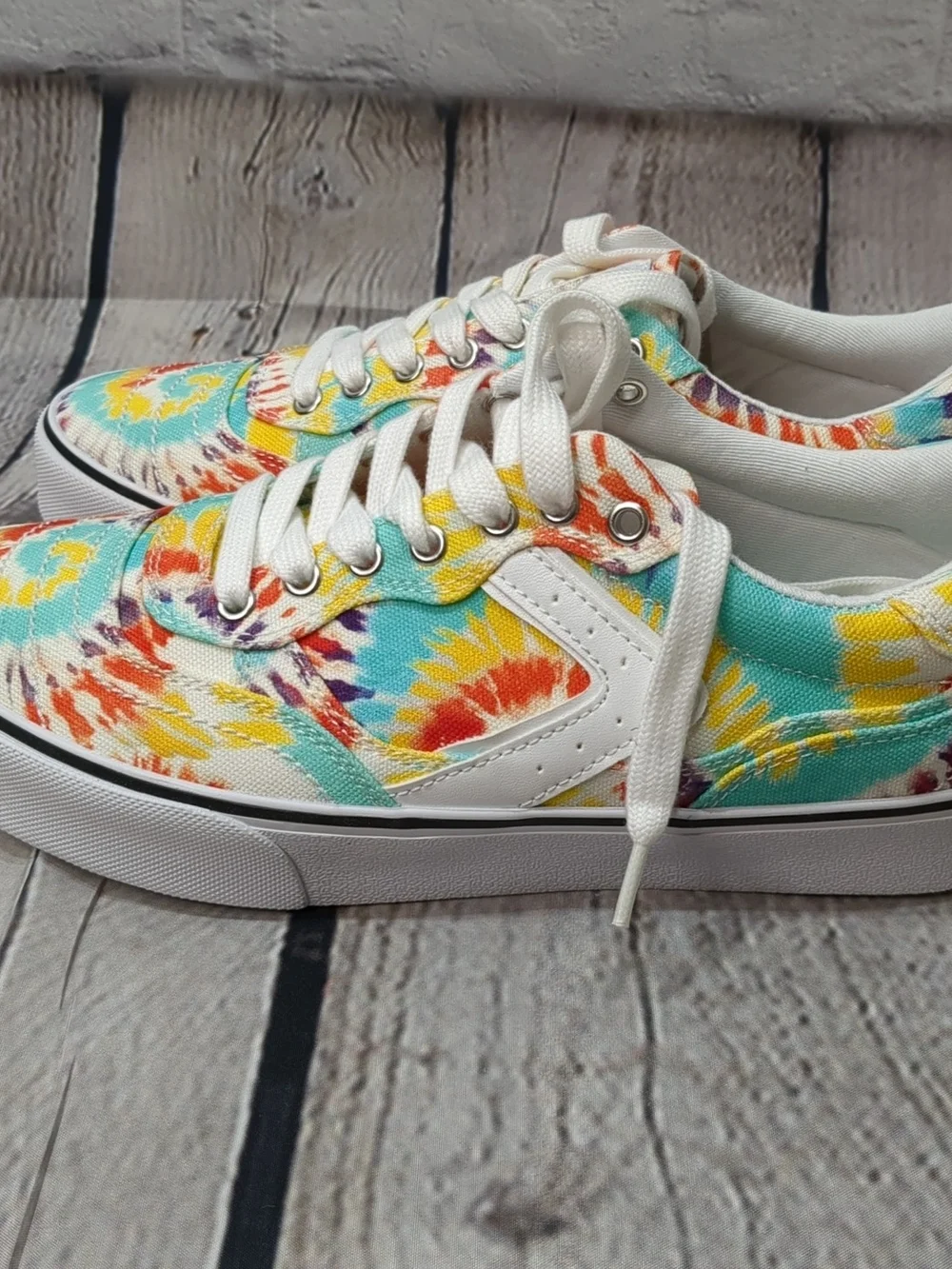 Airwalk Tie-Dye Low-Top Sneakers in Turquoise, Yellow & Red